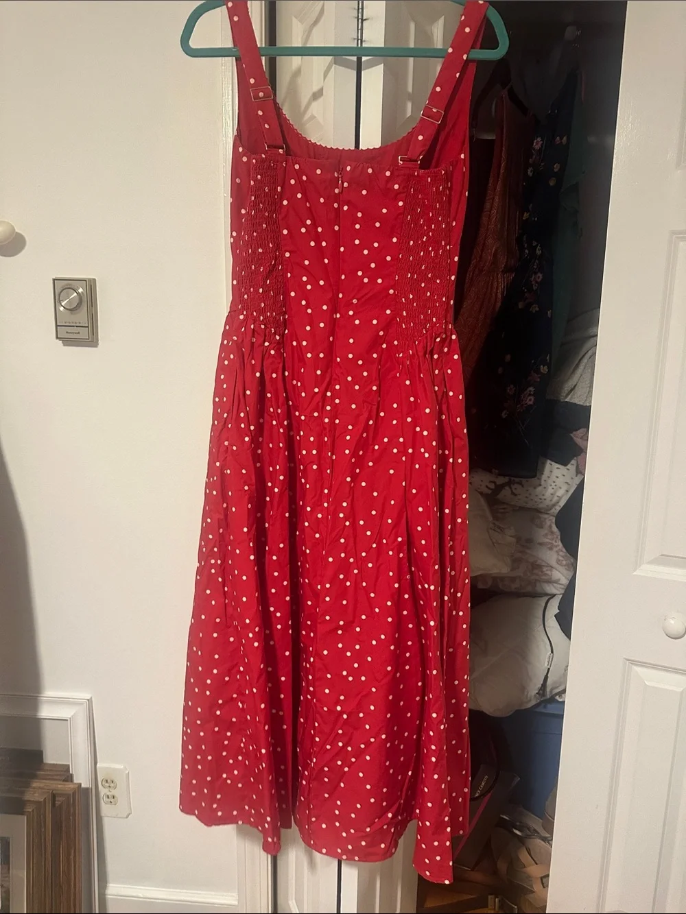 Red Polka Dot Sleeveless Midi Dress Brand New - Picture 3 of 4